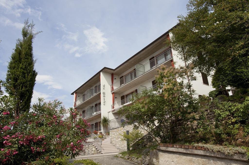 Residence Le Balze Malcesine Buitenkant foto