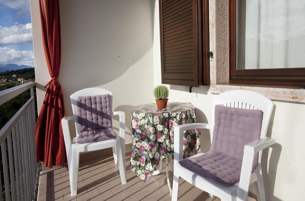 Residence Le Balze Malcesine Buitenkant foto
